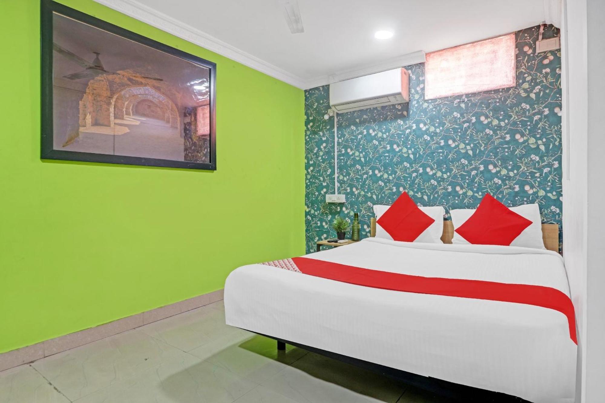 Hotel O New Lakeview Palace Χιντεραμπάντ Εξωτερικό φωτογραφία